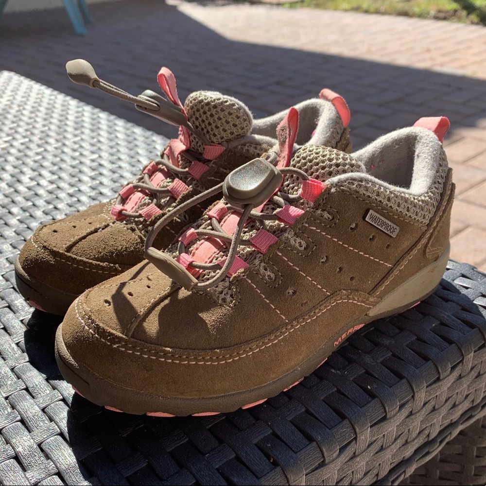 Girls Waterproof Merrell Hiking Shoes hardly used!